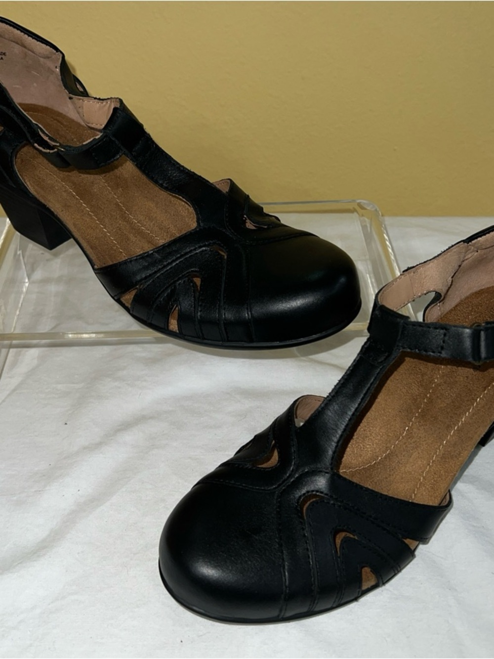 Array Womens Leather T-Strap Mary Jane Shoes Sz 8N Black Comfort Walking Capsule
